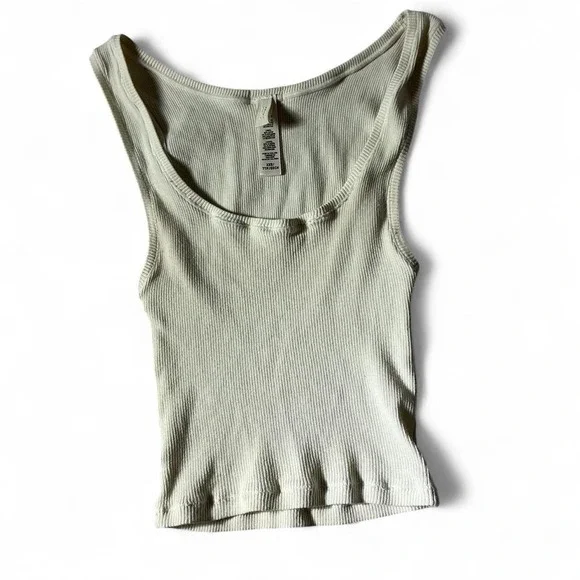 SKIMS Tank Top Ribbed Scoop Neck Sleeveless Neutral Beige Casual Top XXS - Picture 1 of 4